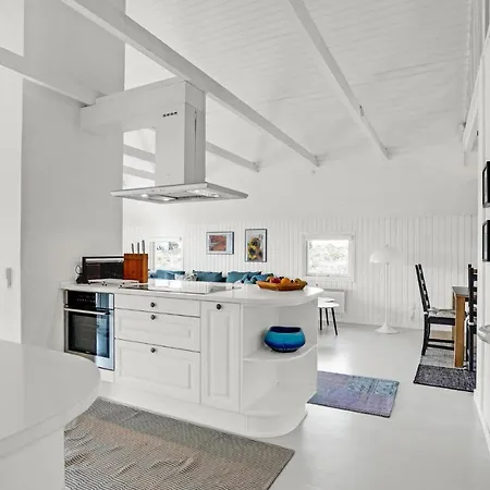Cozy In With Kitchen بيت للعطل *